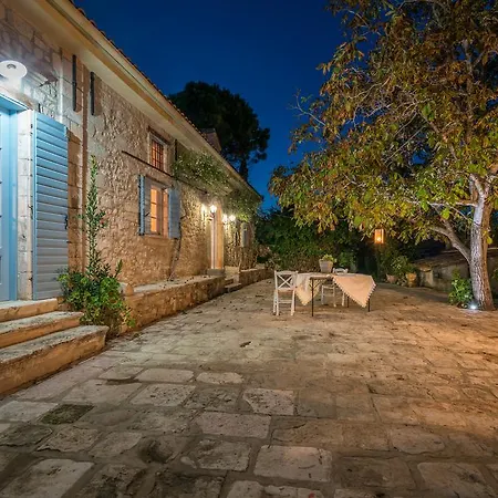 Bratis * Kallithea (Zakynthos)